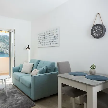 Hope 2 Apartman Vinisce