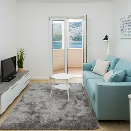 Apartman Hope 2 *